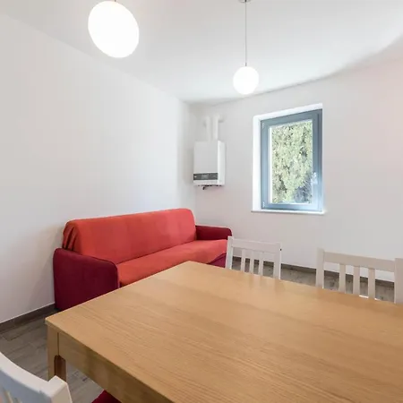 Ca Cia - Red Flat Apartment *